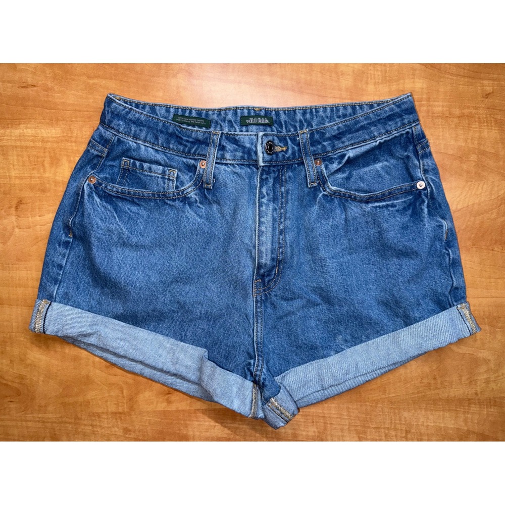 Wild Fable Blue High Rise Mom Denim Shorts Cuffed Happy Embroidery Size 10 30R